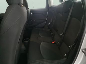 Mini Hatch 1.5 Cooper Steptronic (136 ps) - SPORT LEATHER STEERING WHEEL