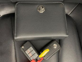 MG Mg5 61.1kWh Exclusive Long Range (156 ps) - NAV - LANE DEPARTURE  - 