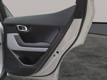 Polestar Polestar 2 Dual Motor 78kWh Long Range Fastback 4WDE (408 ps) - REVERSE CAM