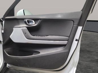 Polestar Polestar 2 Dual Motor 78kWh Long Range Fastback 4WDE (408 ps) - REVERSE CAM