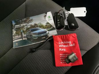 Skoda Enyaq 62kWh 60 (DC120kW) (179 ps) - WIFI - BLUETOOTH - CRUISE