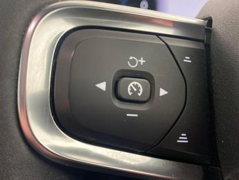 Volvo C40 Recharge 69kWh Ultimate (231 ps) - PARK ASSIST - LED - NAV