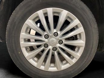 MG Mg5 61.1kWh Exclusive Long Range (156 ps) - NAV - LANE DEPARTURE  - 