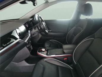Kia Niro 64kWh 4+ (201 bhp) - HEATED LEATHER - HEATED STEERING - BLIND SP