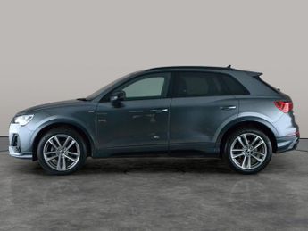 Audi Q3 1.5 TFSI CoD 35 Black Edition S Tronic (150 ps) - BLUETOOTH - CR