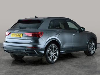 Audi Q3 1.5 TFSI CoD 35 Black Edition S Tronic (150 ps) - BLUETOOTH - CR