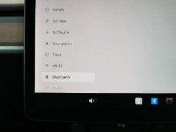 Tesla Model 3 Standard Range Plus RWD (241 bhp) - PARK ASSIST - LED - REVERSE 