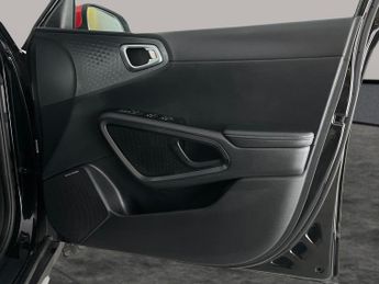 Kia Soul 64kWh First Edition (201 bhp) - CARPLAY - LED - REVERSE CAM