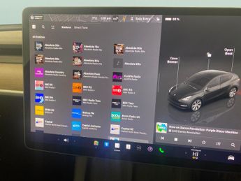 Tesla Model Y SUV RWD (346 ps) - HEATED STEERING - BLIND SPOT ASSIST - WIFI