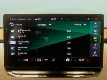 Skoda Enyaq 62kWh 60 (DC120kW) (179 ps) - AIR CON - PARK SENSORS - DAB