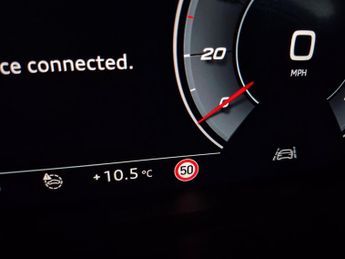 Audi Q3 1.5 TFSI CoD 35 Edition 1 Sportback S Tronic (150 ps) - BLACK ST