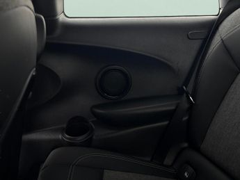 Mini Electric Hatch Cooper SE 32.6kWh Level 2 (184 ps) - INTERIOR LIGHT PACK - NAVIG