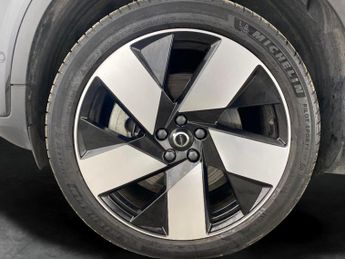 Volvo C40 Recharge 69kWh Ultimate (231 ps) - PARK ASSIST - LED - NAV