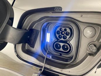 Volvo C40 Recharge 69kWh Ultimate (231 ps) - PARK ASSIST - LED - NAV