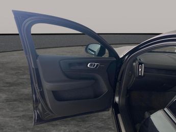 Volvo C40 Recharge 69kWh Ultimate (231 ps) - PARK ASSIST - LED - NAV