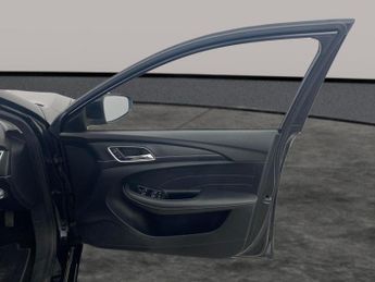 MG Mg5 61.1kWh Exclusive Long Range (156 ps) - NAV - LANE DEPARTURE  - 