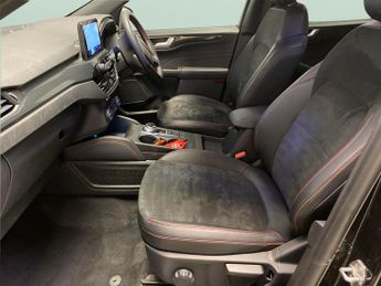 Ford Kuga 2.5 Duratec 14.4kWh ST-Line X Edition Plug-in CVT (225 ps) - NAV