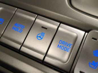 Hyundai Kona 64kWh Ultimate (10.5kW Charger) (204 ps) - LED - REVERSE CAM - N