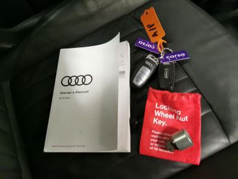 Audi e-tron 50 Technik quattro 71.2kWh (11kW Charger) (313 ps) - ADJUSTABLE 