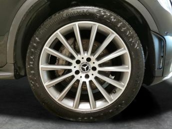 Mercedes-Benz GLC 2.0 GLC220d AMG Line (Premium) G-Tronic+ 4MATIC (194 ps) - HEATE