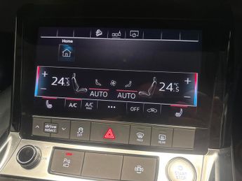 Audi e-tron 50 Technik quattro 71.2kWh (313 ps) - ADJUSTABLE SUSPENSION