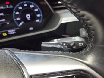 Audi e-tron 50 Technik quattro 71.2kWh (313 ps) - ADJUSTABLE SUSPENSION