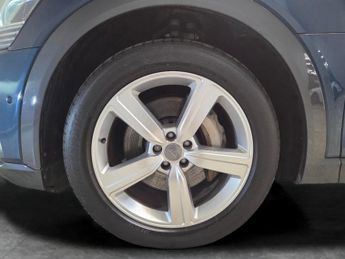 Audi e-tron 50 Technik quattro 71.2kWh (313 ps) - ADJUSTABLE SUSPENSION