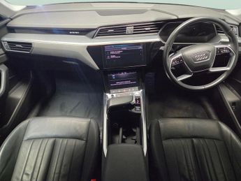 Audi e-tron 50 Technik quattro 71.2kWh (313 ps) - ADJUSTABLE SUSPENSION