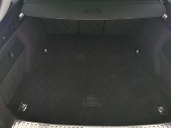 Audi e-tron 50 Technik quattro 71.2kWh (313 ps) - KEYLESS ENTRY - LED - REVE