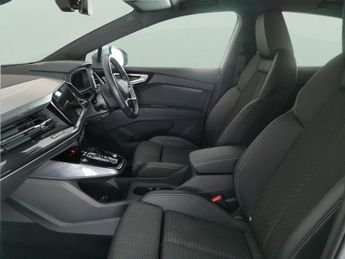 Audi Q4 E-tron 40 S line Sportback 82kWh (204 ps) - HUD - CARPLAY - LED