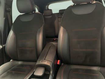 Mercedes-Benz EQA EQA 250+ 70.5kWh AMG Line (190 ps) - ADAPTIVE LIGHTS - HEATED LE