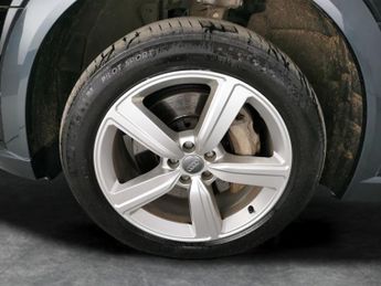 Audi e-tron 50 Technik quattro 71.2kWh (313 ps) - KEYLESS ENTRY - LED - REVE