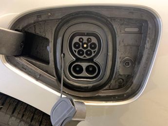 Jaguar I-PACE 400 90kWh SE 4WD (400 ps) - BLIND SPOT ASSIST - BLUETOOTH - CRUI