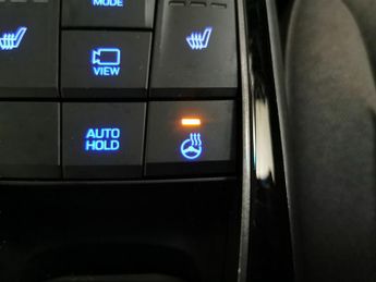 Hyundai Ioniq 38.3kWh Premium (136 ps) - REVERSE CAM - NAV - HEATED SEATS