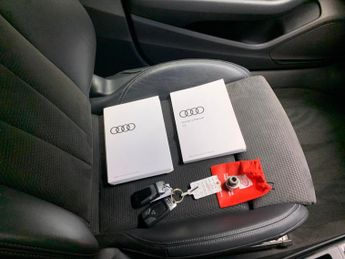 Audi A4 2.0 TDI 35 Black Edition S Tronic (163 ps) - BLUETOOTH - CRUISE