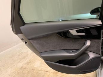 Audi A4 2.0 TDI 35 Black Edition S Tronic (163 ps) - BLUETOOTH - CRUISE