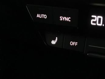 Audi Q4 E-tron 150kW 40 82kWh S Line [C+S/Tech Pack] - ADAPT CRUISE - HUD - CAR