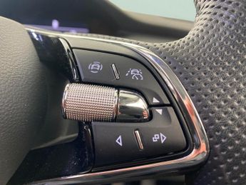 Skoda Enyaq 62kWh 60 (179 ps) - NAV - WIFI - BLUETOOTH