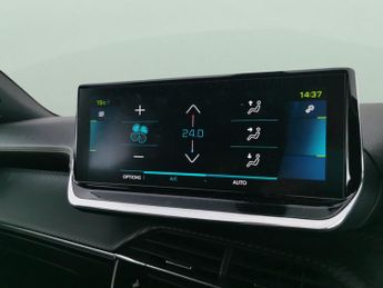 Peugeot E-2008 50kWh GT Premium (136 ps) - KEYLESS ENTRY - LED - REVERSE CAM