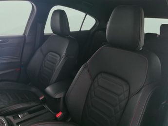 Ford Focus 1.0T EcoBoost MHEV ST-Line X DCT (155 ps) - LED - REVERSE CAM - 