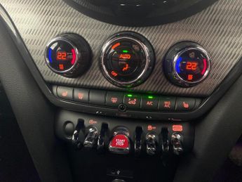 Mini Countryman 2.0 Cooper S Exclusive Steptronic (178 ps) - LED - NAVIGATION PA