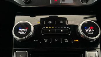 Jaguar I-PACE 400 90kWh Black 4WD (400 ps) - HEATED STEERING - LANE DEPARTURE 