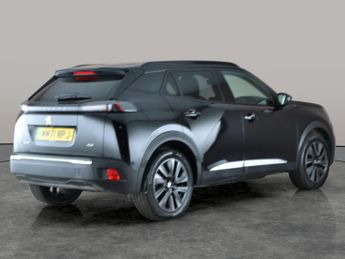 Peugeot E-2008 50kWh GT Premium (136 ps) - REVERSE CAM - ALCANTARA - NAV