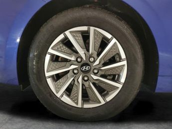 Hyundai Ioniq 38.3kWh Premium (136 ps) - REVERSE CAM - NAV - HEATED SEATS