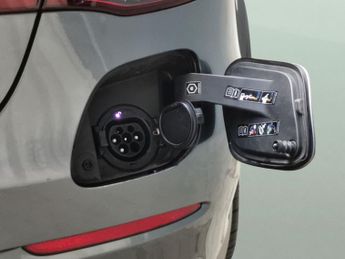 Mercedes-Benz GLC 2.0 GLC300de 13.5kWh AMG Line (Premium Plus) Coupe Plug-in G-Tro