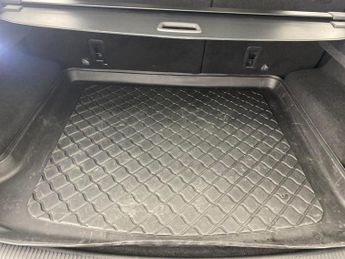 MG Mg Hs 1.5 T-GDI Excite DCT (162 ps) - NAV - BLIND SPOT ASSIST - LANE D