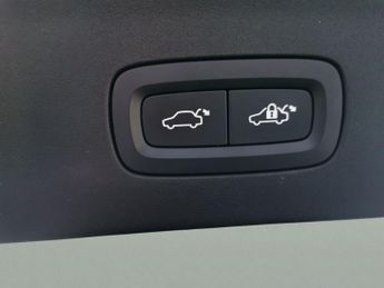 Polestar Polestar 2 Single Motor 69kWh Standard Range Fastback FWD (231 ps) - NAV