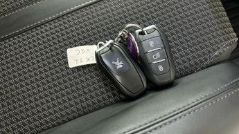 Peugeot E-2008 50kWh GT (7kW Charger) (136 ps) - BLIND SPOT ASSIST - LANE DEPAR
