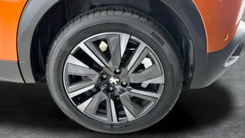 Peugeot E-2008 50kWh GT Premium (7kW Charger) (136 ps) - REVERSE CAM - ALCANTAR