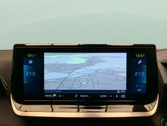 Peugeot E-2008 50kWh GT Premium (136 ps) - REVERSE CAM - ALCANTARA - NAV